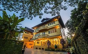 Nakaraj Princess Chiang Rai - Walking Street
